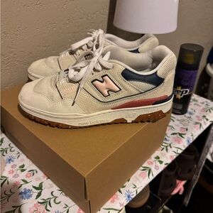New Balance 550